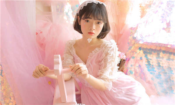 横山供卵试管代怀生子多少钱？这一直是很多不孕不育家庭关注的话题。在中国，不孕不育的发生率越来越高，根据《中国不孕不育现状调研报告》显示，育龄夫妇的不孕不育率从20年前的3%增长至现在的12.5%-18.2%，患者人数高达6000万以上。在这样的背景下，许多家庭通过供卵试管来实现自己的生育梦想。那么，供卵试管代怀生子的费用到底是多少呢？
